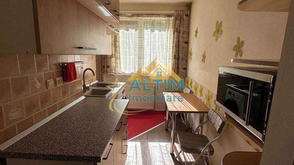 Apartament 3 camere în zona Spitalului Județean - de vânzare - Poză 5