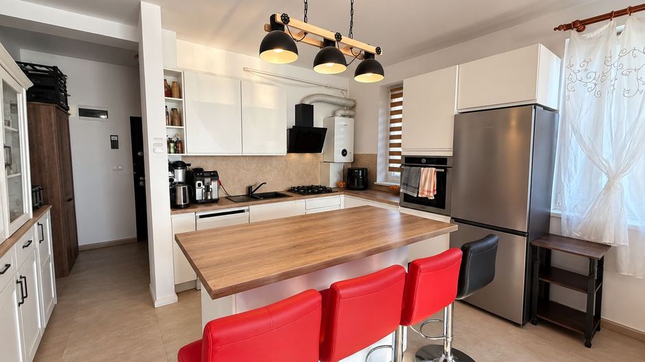 Dumbrăvița | 3 Camere | 76,6 mp | Grădină 46.5 mp | 2 Băi | Dressing | 2 Parcari - Poză 6