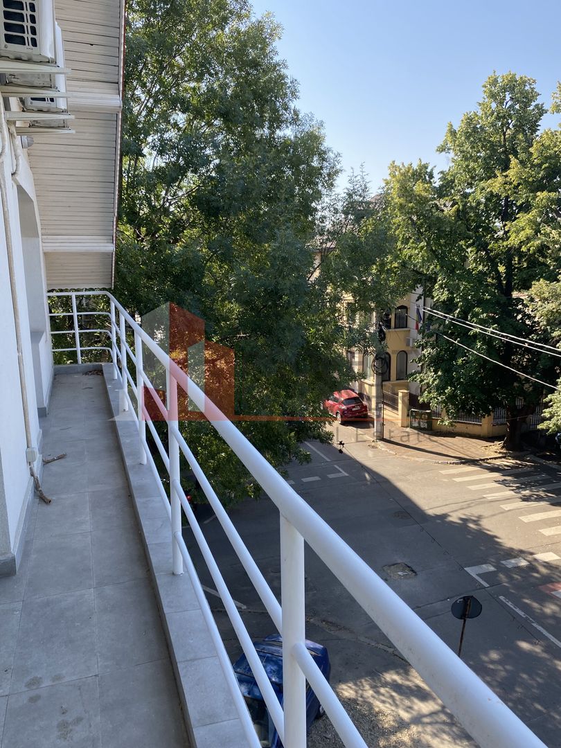 Casa, vila apartamentata - Poză 20