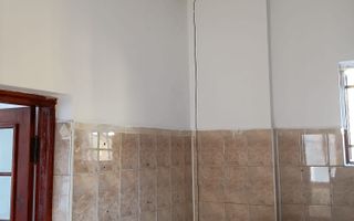 Vila  de inchiriat recent renovata - Poză 24