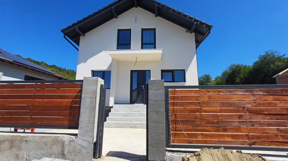 Casă individuală - Corunca - Poză 3