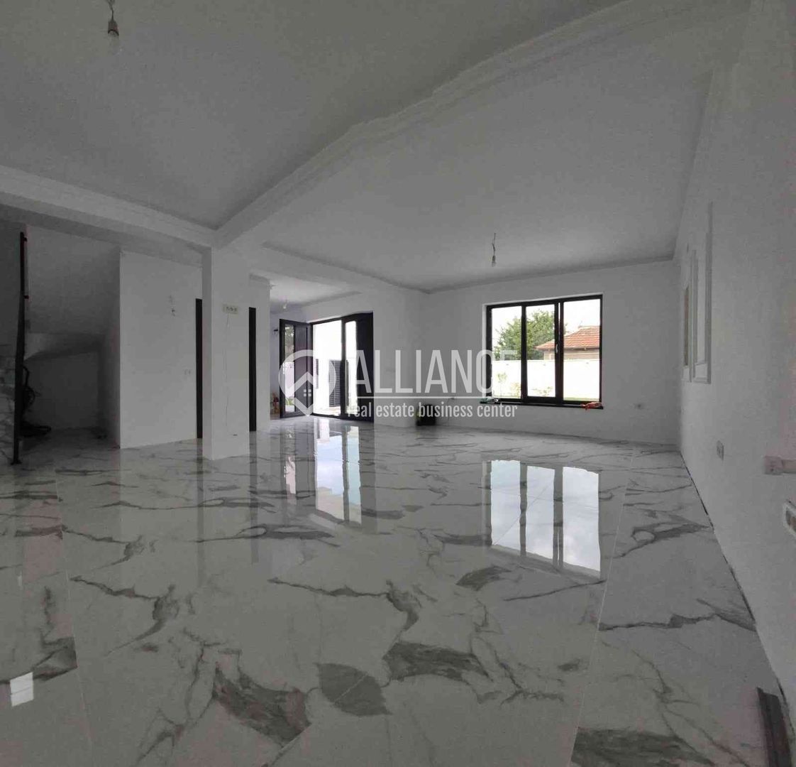 Ovidiu (cod 07) Casă premium P+1 cu teren de 320 mp - Poză 3