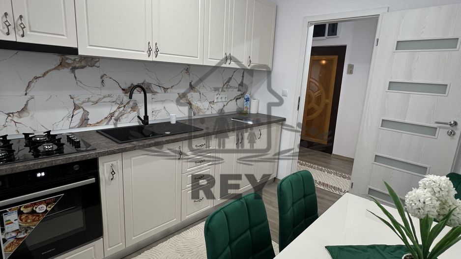 Apartament 2 camere decomandat,renovat integral, mobilier nou /pivniță - Poză 2