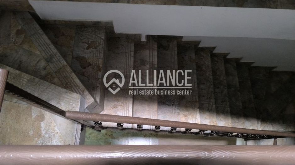 PIATA GRIVITEI (COD03) -Cladire de birouri moderna ! - Poză 11