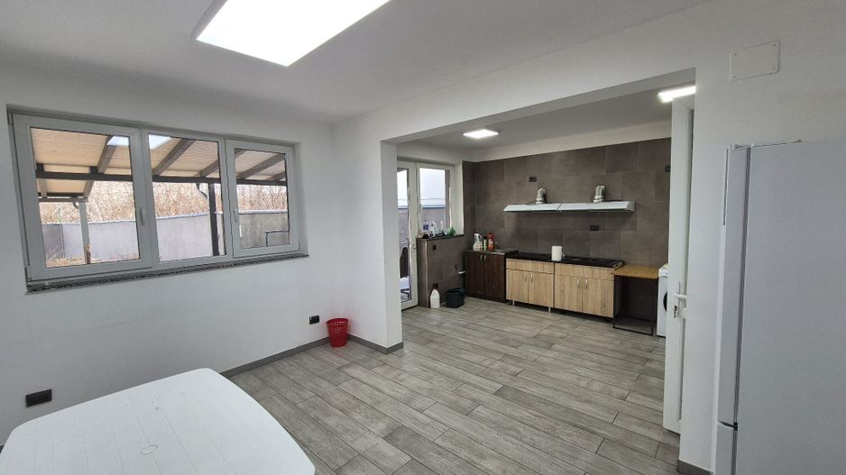 Casa P+2 cu 40 paturi pentru muncitori - Tei - Poză 13