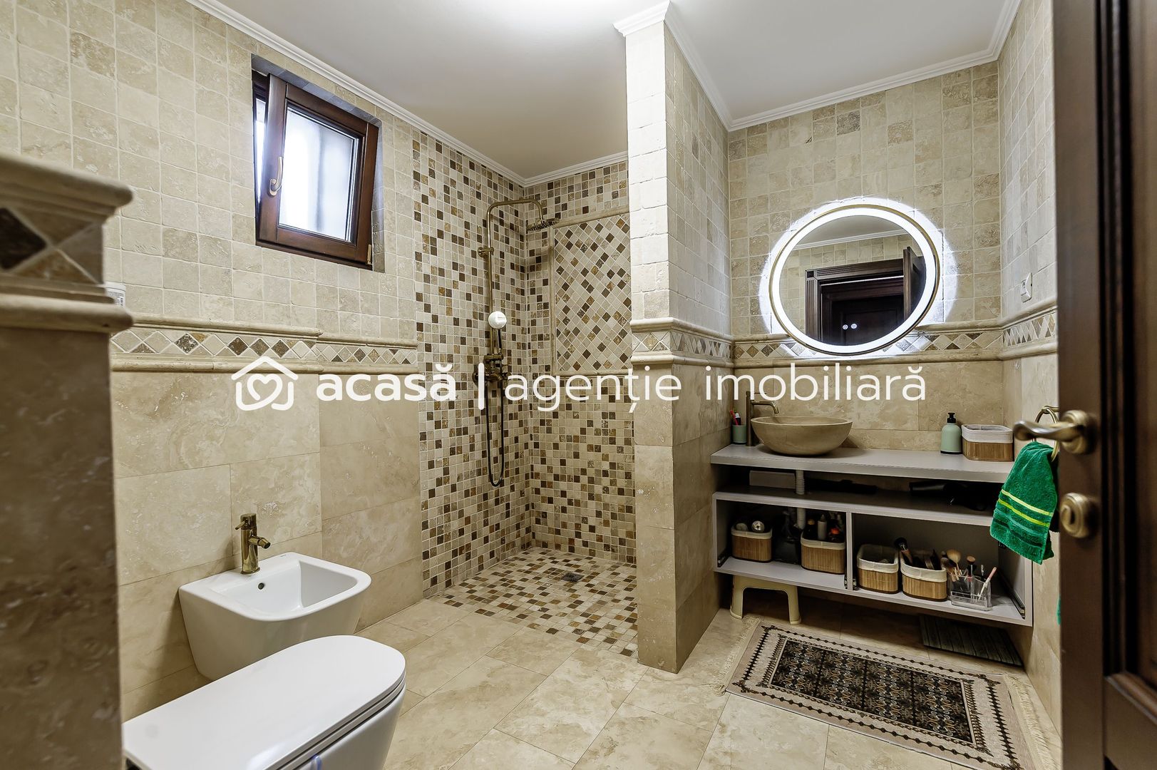 Vilă complet amenajată LUX, ideală pentru o familie cu stil - Poză 18