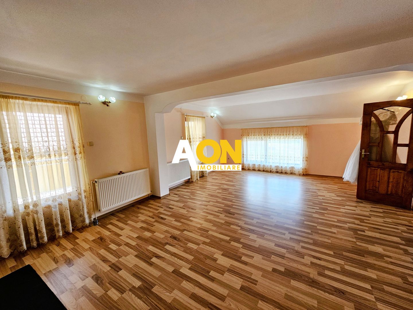 Casa 6 camere, 538 mp teren, Cetate. Pretabila pentru birouri - Poză 18