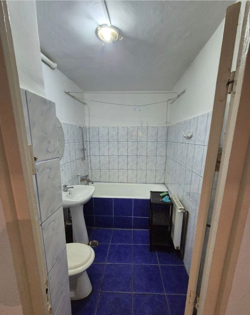 Vand apartament 3 camere Lunca - Poză 1