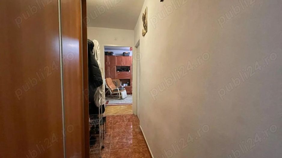 3 camere decomandat Calea Sagului etaj 1 - Poză 3