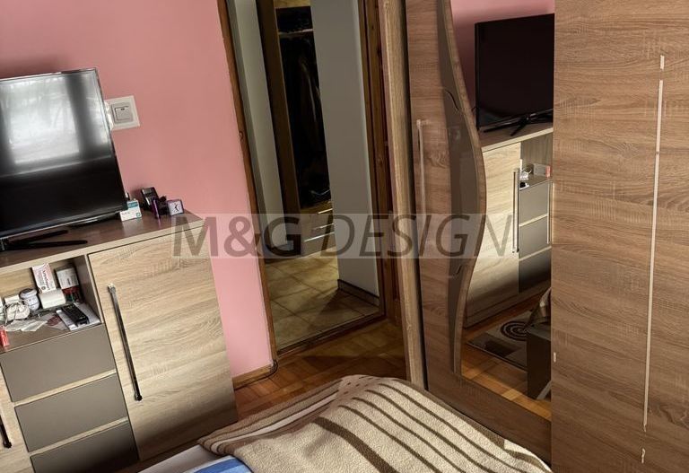 Apartament 2 camere Aradului etaj 1 cu centrala - Poză 10