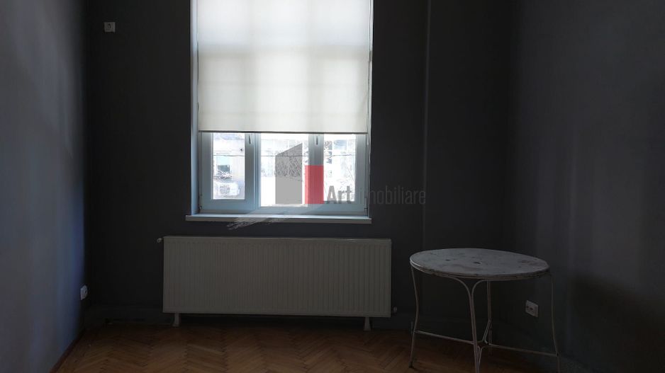 Spatiul "BRYNT", et. 1 in vila, INTRARE SEPARATA, SINGUR PE NIVEL - Poză 15