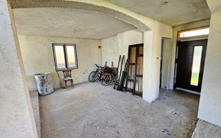 Casa la gri, S+P+M, 4 camere, 500 mp teren, Cetate, toate utilitatile - Poză 5