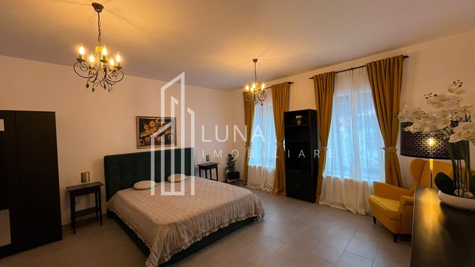 Piața Sfatului – apartament elegant, complet renovat și utilat - Poză 2