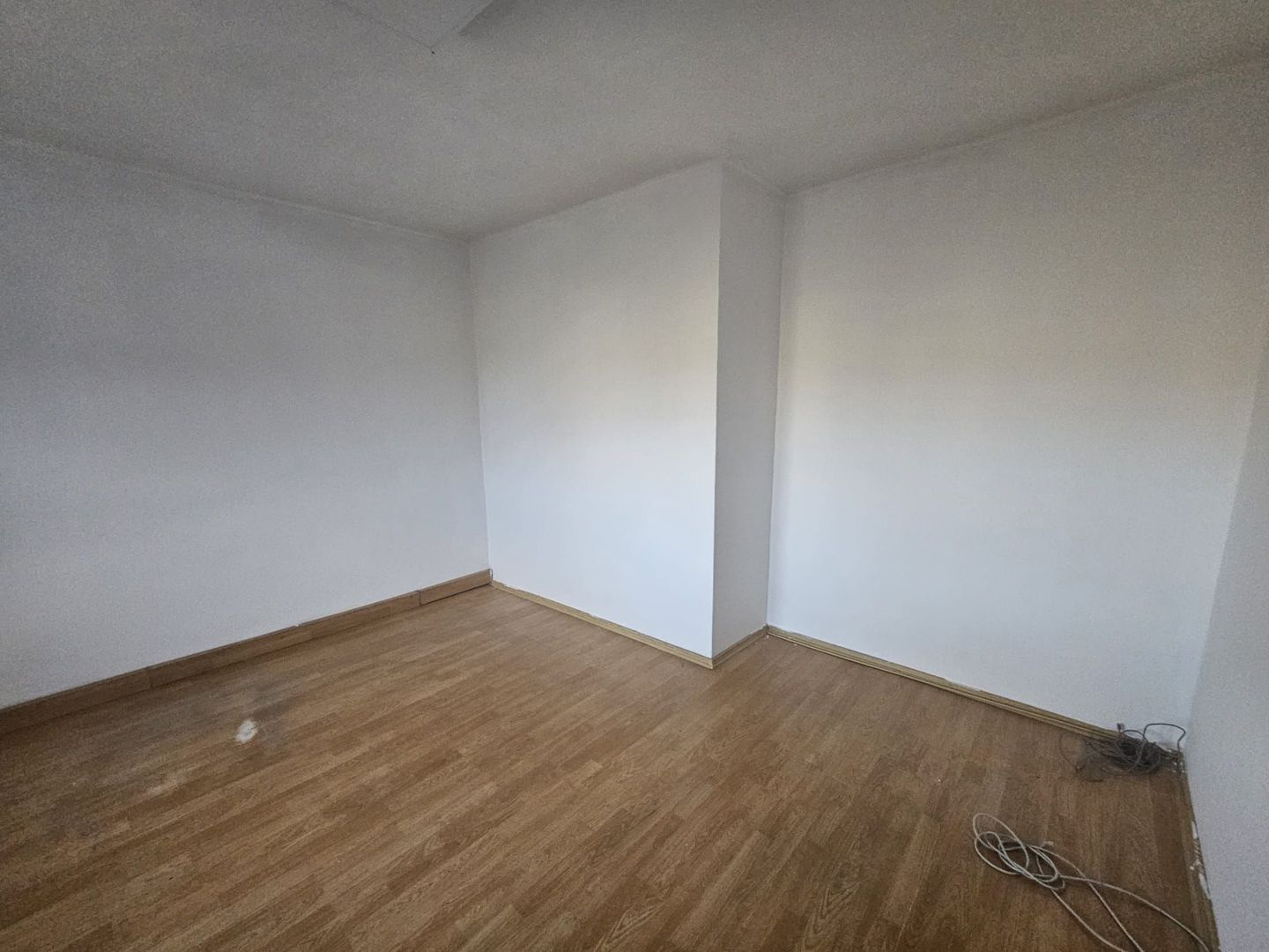 Casă spațioasă - Varianta Prundu Craiovei - Poză 15