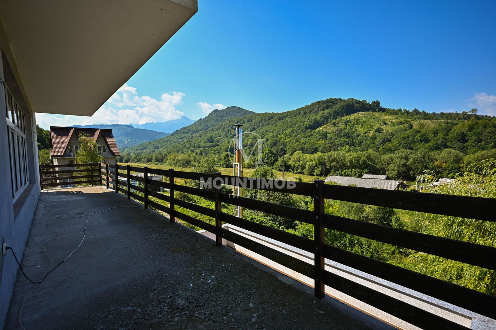 Pensiune la cheie, 13 camere, Randament ridicat, Cheile Rasnoavei - Poză 17