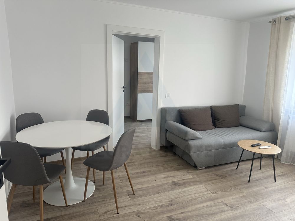 Apartament 3 camere semidecomandat etaj 2 strada Semaforului - Poză 1