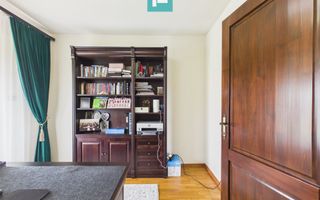 Vilă cu 7 camere de vânzare în zona Central - Poză 60