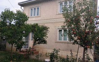 Casă cu etaj și teren de 1450 mp în Lunca, Pașcani - Poză 1