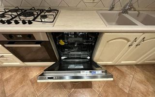 VILA  - ARADULUI. -British - Poză 20