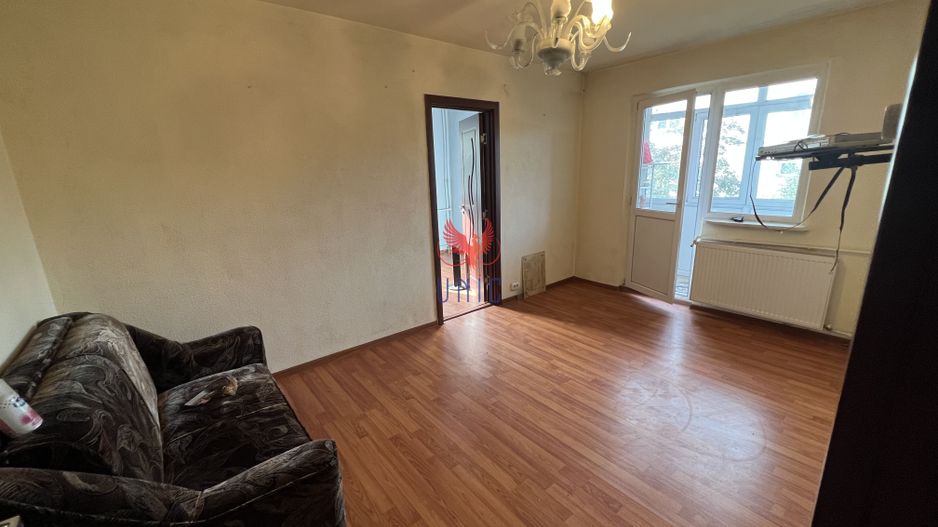 Apartament 2 camere Craiovita Noua zona Blvd. Tineretului Et 3/4 - Poză 3