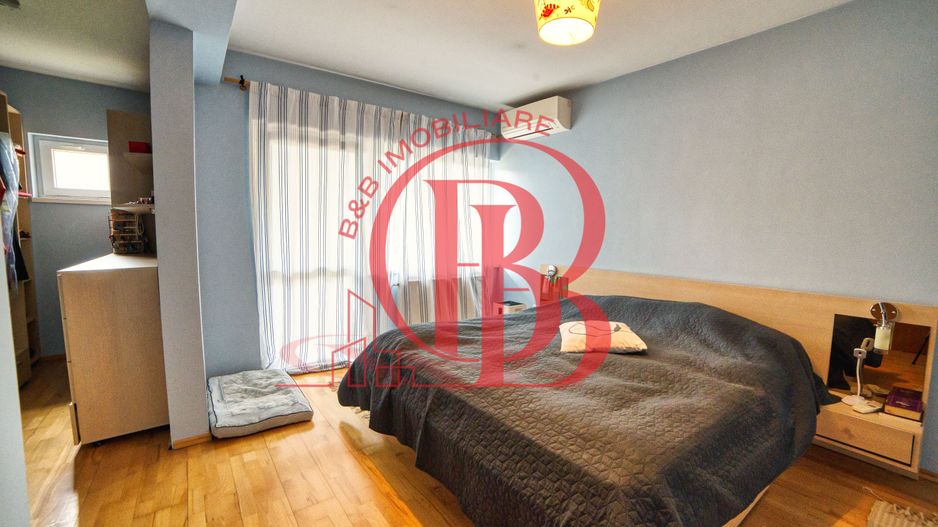 Casa complet mobilata 5 camere 3 bai curte generoasa - Poză 34