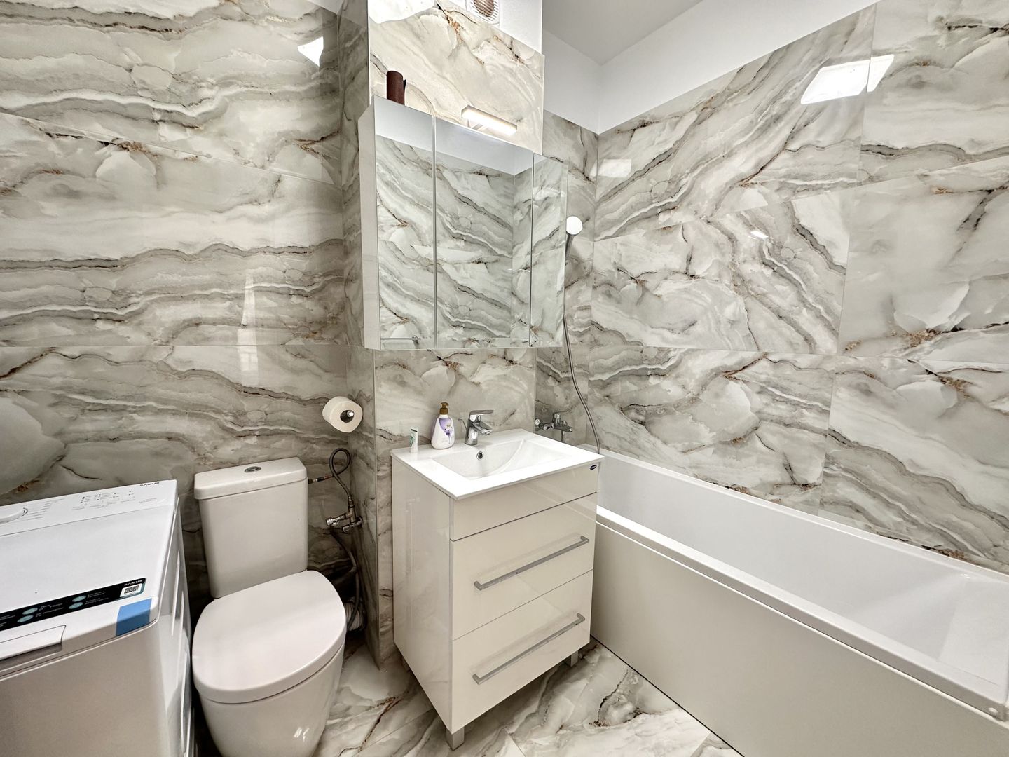 Apartament 2 Camere Exigent Plaza Faza 5 + Parcare inclusa! - Poză 12