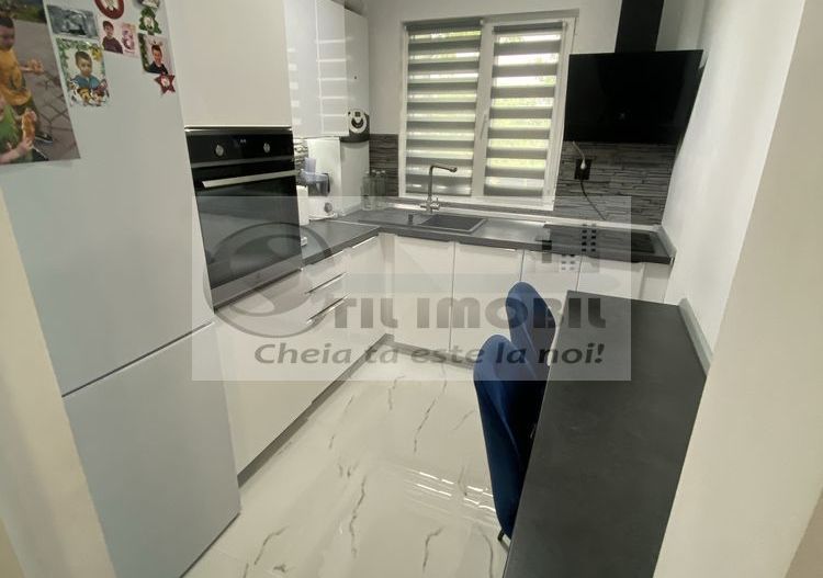 Investitie- Apartament 3 camere, SD, Podu Ros - Poză 2