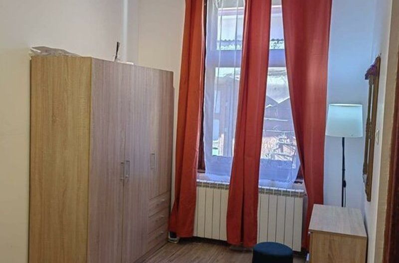 Casa cu doua camere, mobilata si utilata, zona centrala - Poză 9