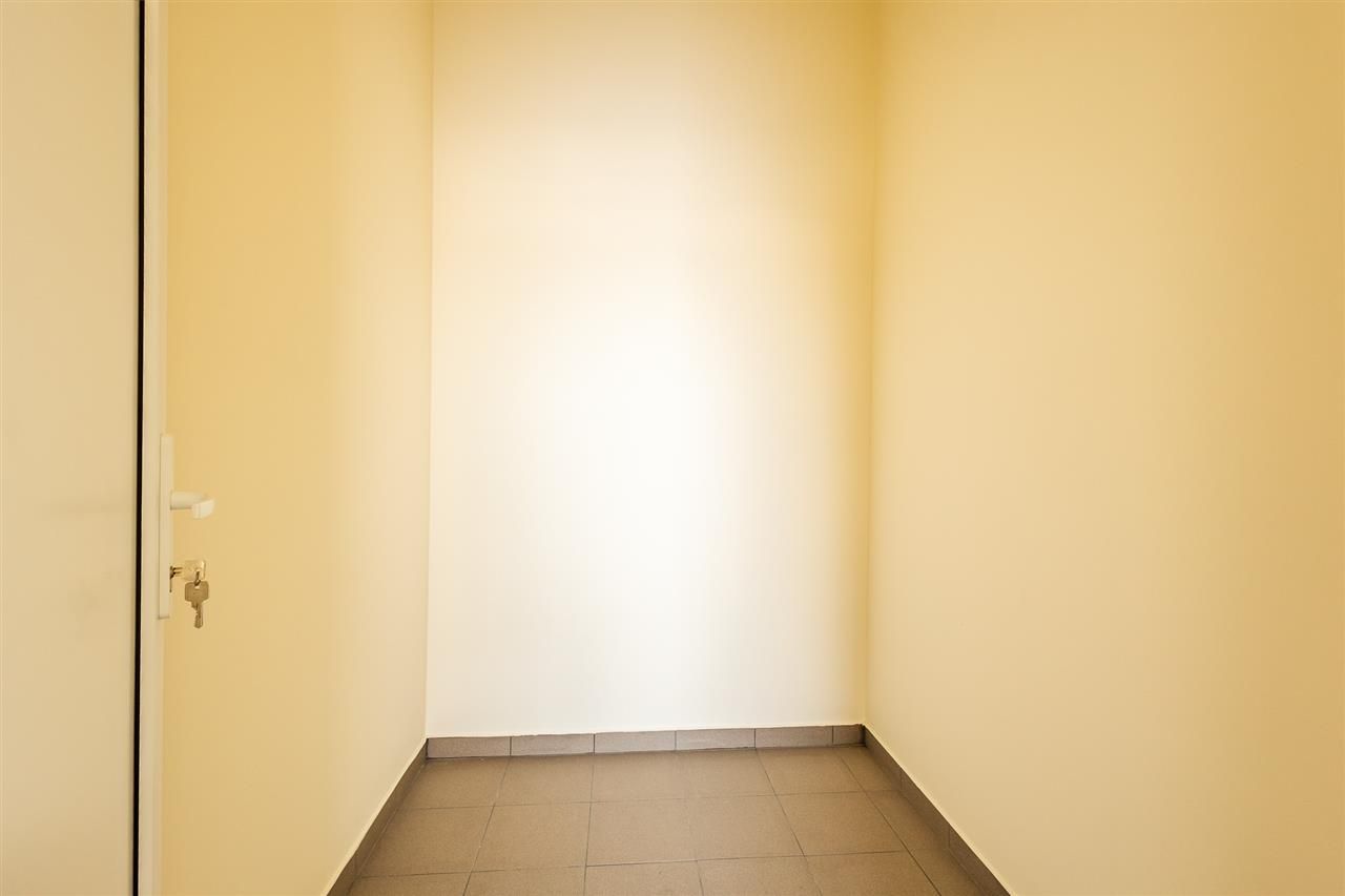 Spatiu in componenta si dotari apreciabile, birouri/ clinica, Calea Bucuresti - Poză 12