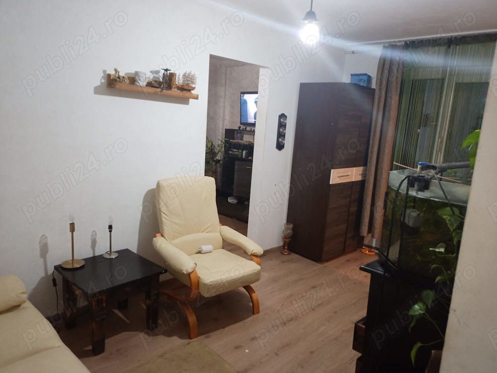 Apartament Micro 14 cu 2 camere - Poză 3