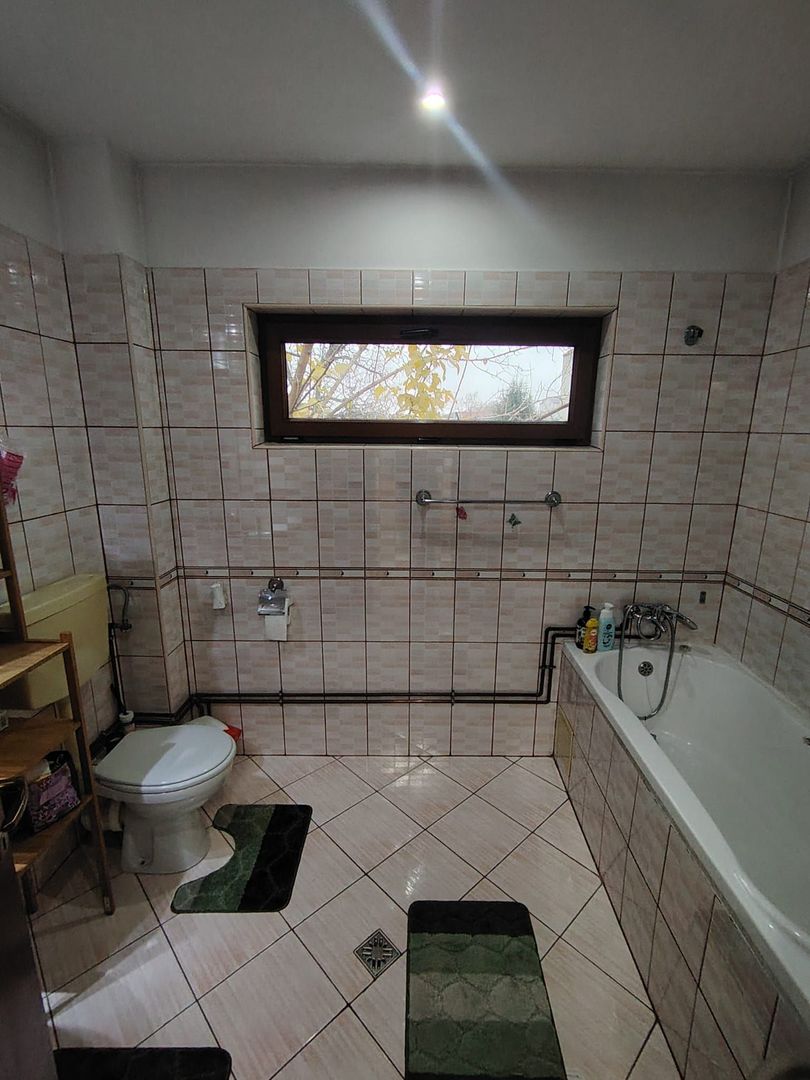 Vilă spațioasă P+1+M cu curte și garaj – Colentina - Poză 10