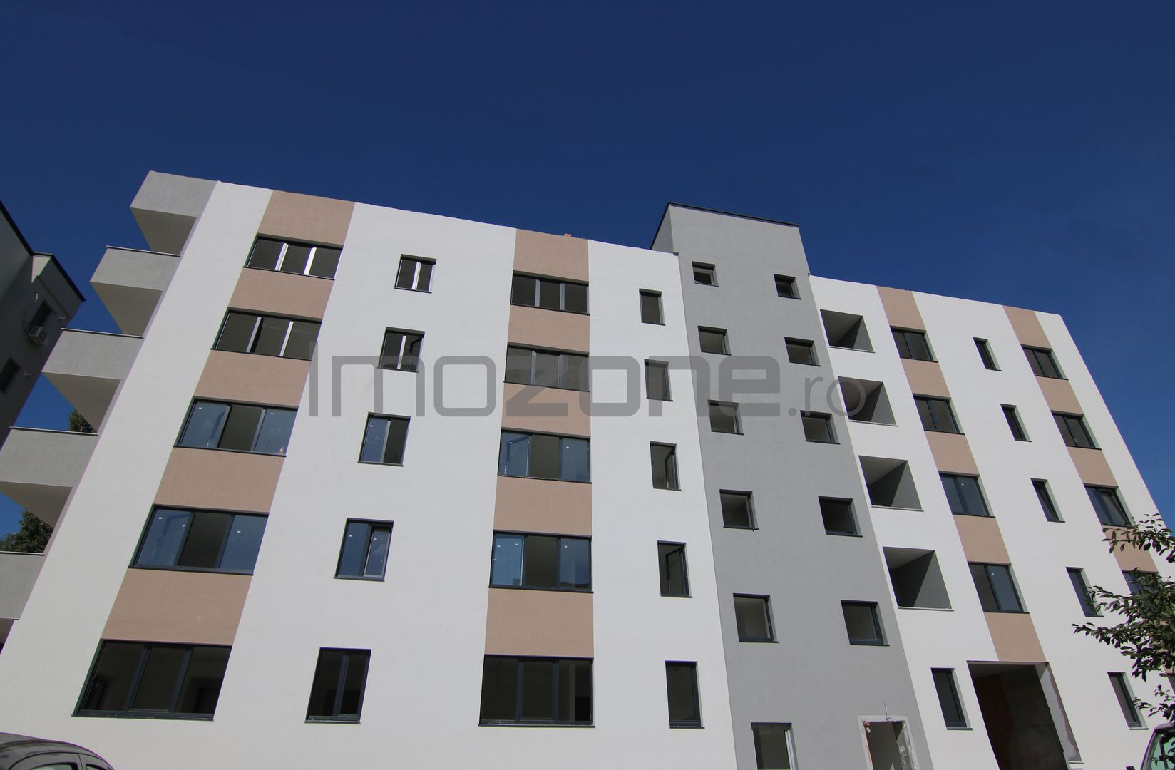 The Building 65 - Oboga 24 - Poză 1