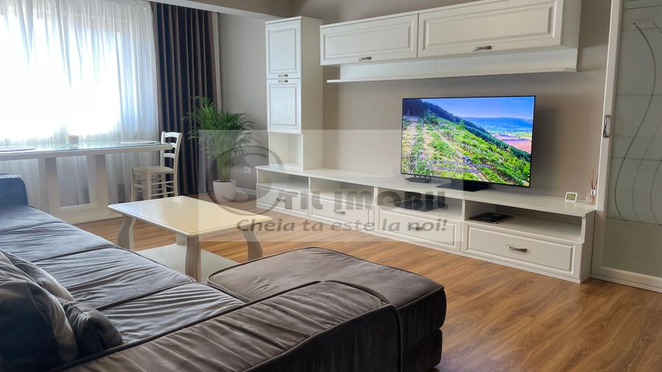 Apartament tip Penthouse zona Cug 130 mp - Poză 2