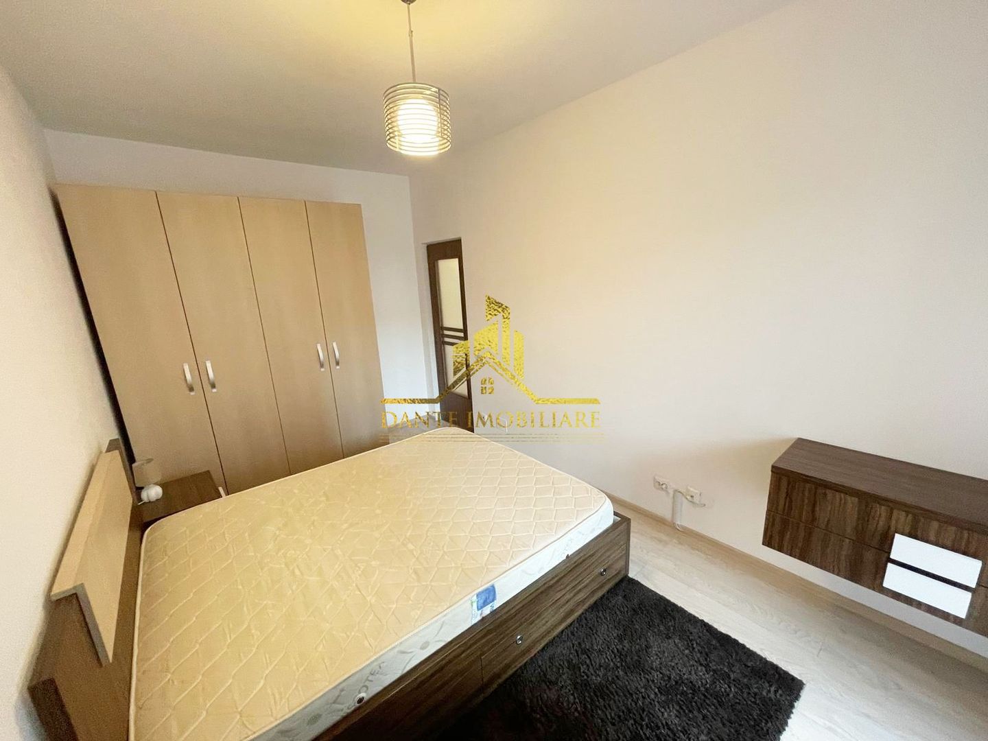 2 camere, semidecomandat, mobilat modern, bloc nou, balcon, Centru - Poză 8