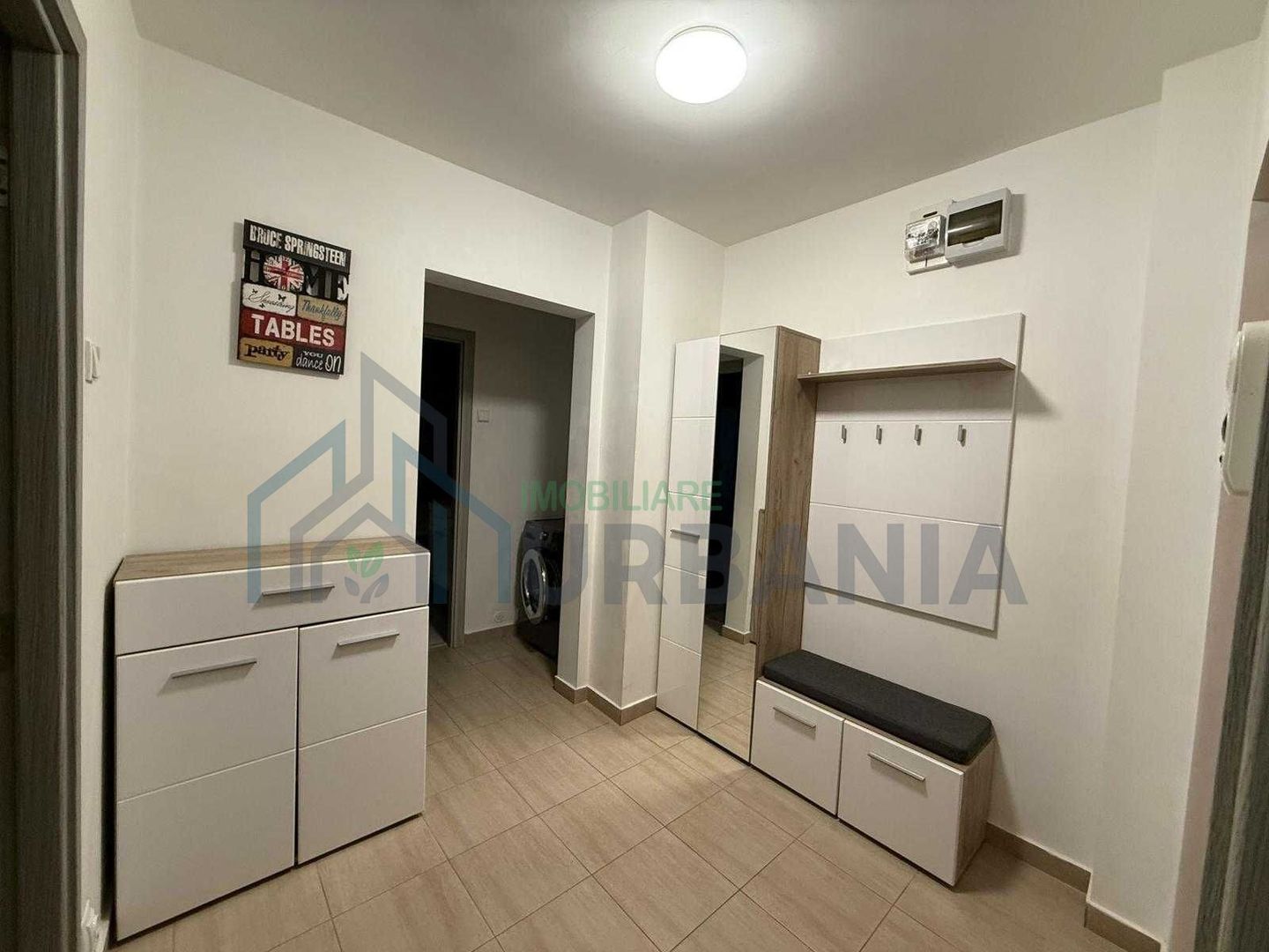 Apartament 2 camere decomandat de inchiriat, zona Dacia, Iasi - Etaj 3/4 - Poză 1