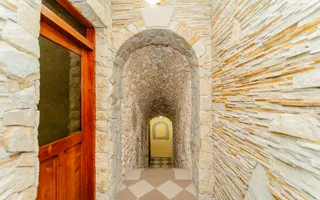 Se oferă spre închiriere casă în centrul Chișinăului pentru birouri și consulate. - Poză 20