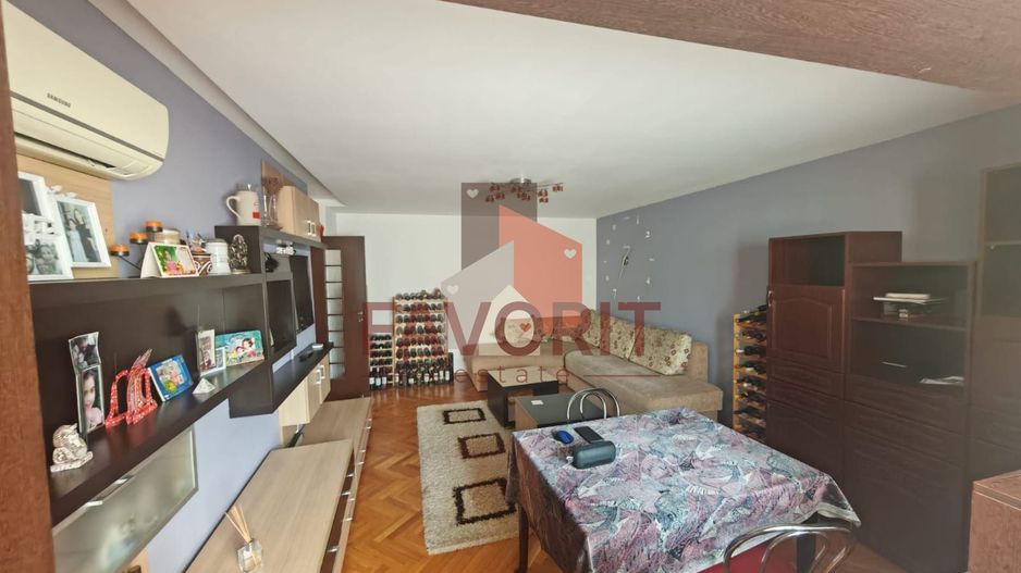 4 camere | centrala proprie | etaj intermediar | zona excelenta | renovat | - Poză 1