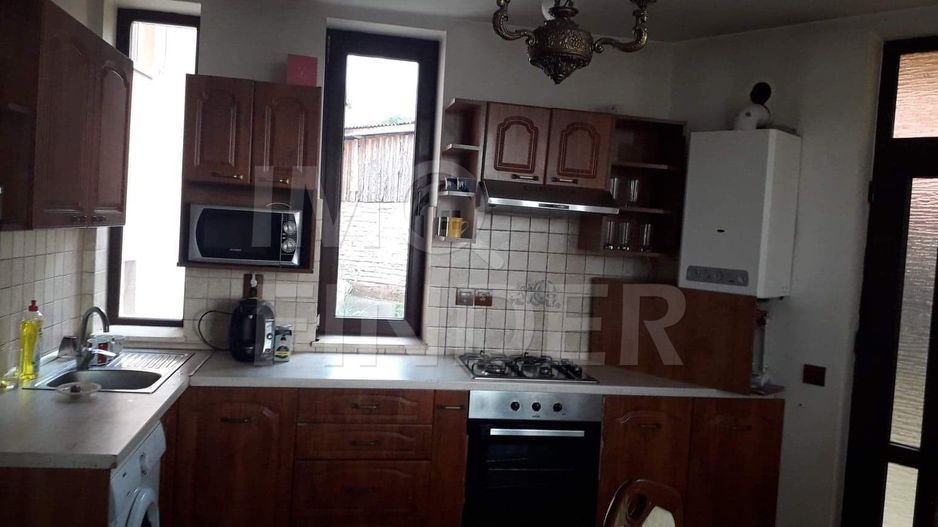 Casa Individuala cu Piscina in Zorilor - Poză 2