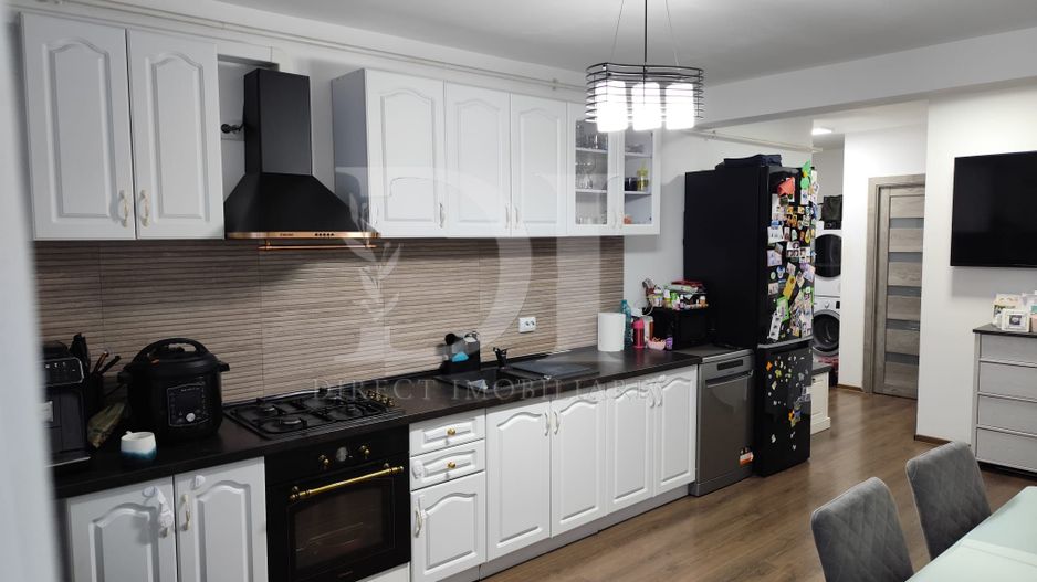 Apartament de inchiriat / etaj intermediar / Zona Porii - Poză 4