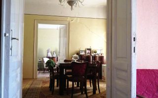 Casa cu 6 camere zona Spitalului judetean - Poză 5