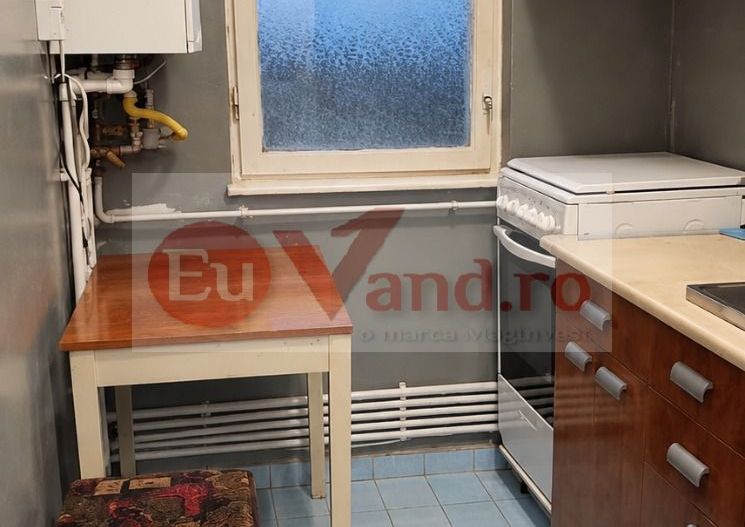 De vanzare apartament cu 2 camere, decomandat – Micro 19, parter, 46.500 E - Poză 2