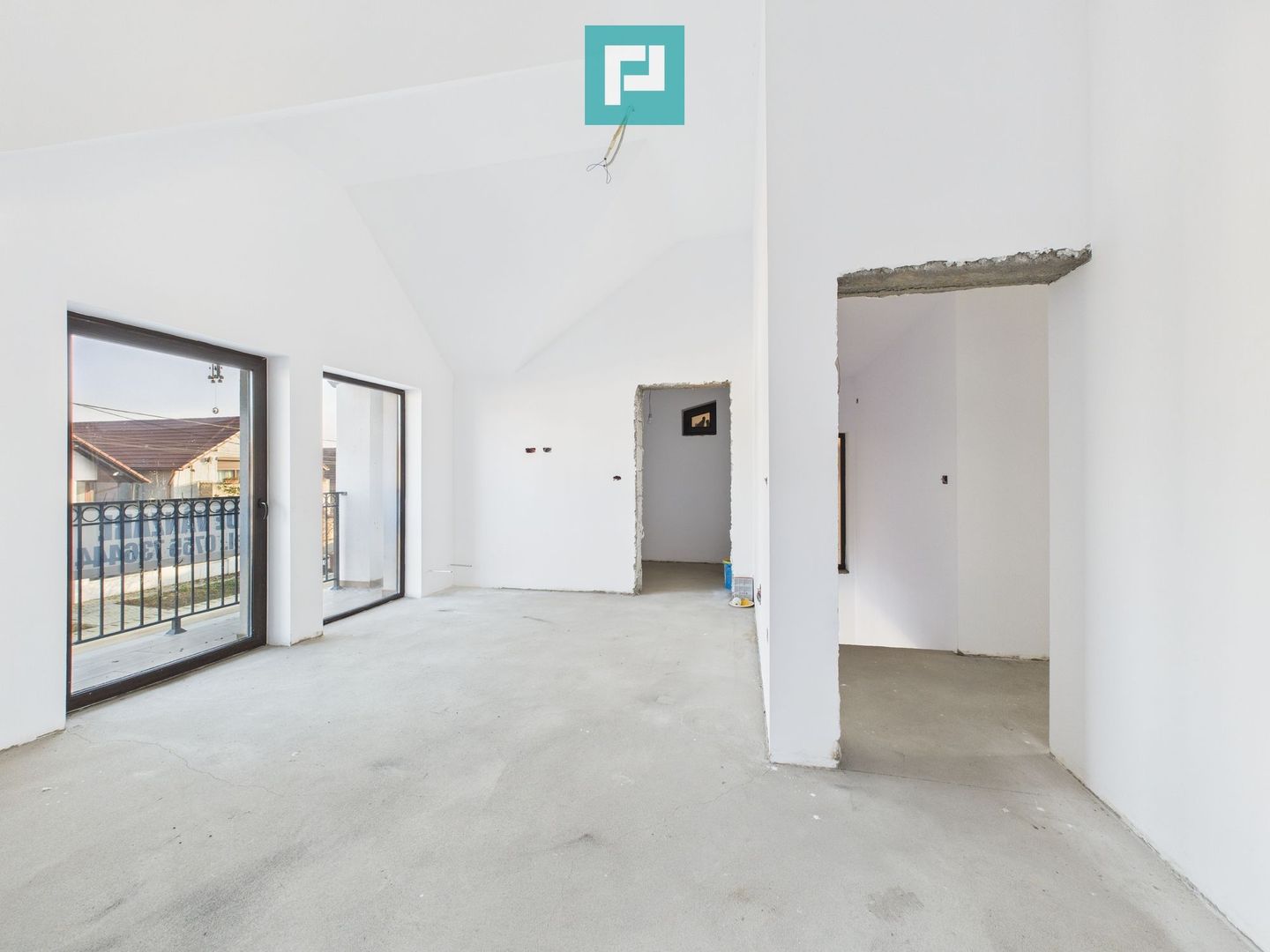 Casa cu 5 camere in Livada - Poză 29