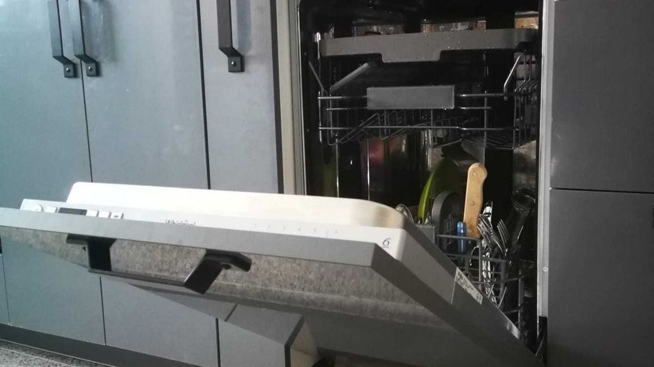 AP. 2 CAMERE TEIUL DOAMNEI,RENOVAT, METROU, BOILER, MASINA SPALAT VASE - Poză 6