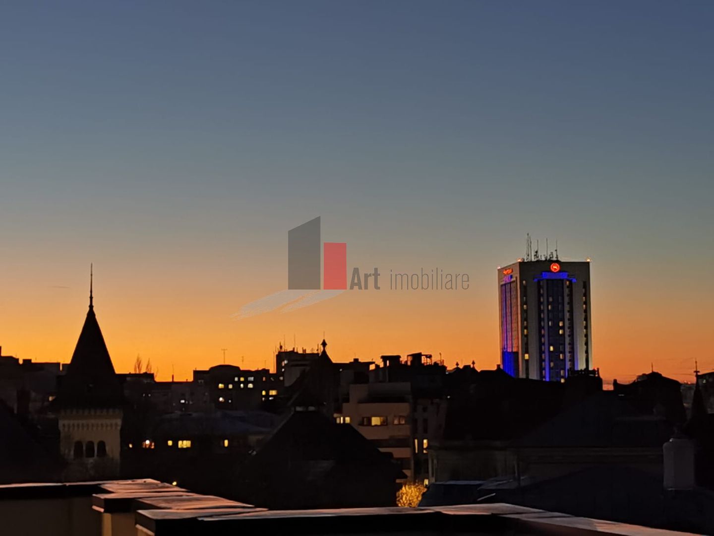 Apartament "COBERTURA", PENTHOUSE "PIATA SPANIEI", TERASA 63 mp, CONSOLIDAT 1978 - Poză 8