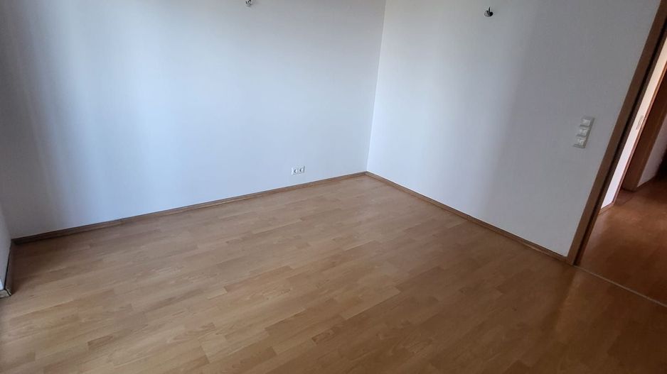 Ap 4 camere Dna Ghica Plaza, 2 locuri parcare, se accepta persoane straine,140mp - Poză 10
