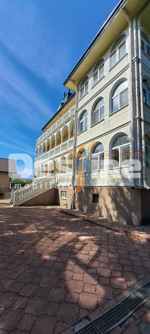 Vilă cu potențial comercial și rezidențial - Poză 36