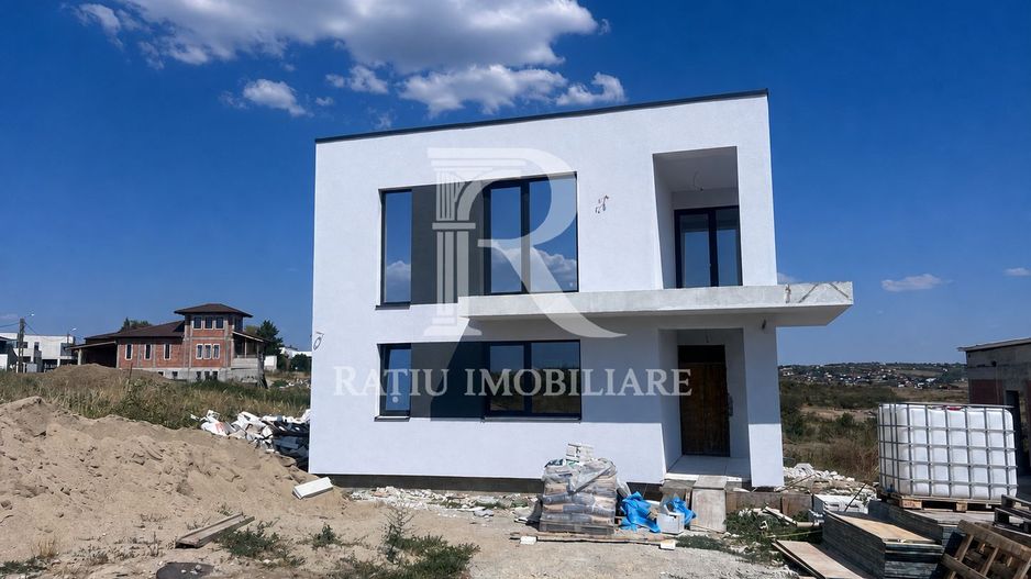 Casa cu 4 camere de vanzare | Colinelor | Oradea | Bihor - Poză 2