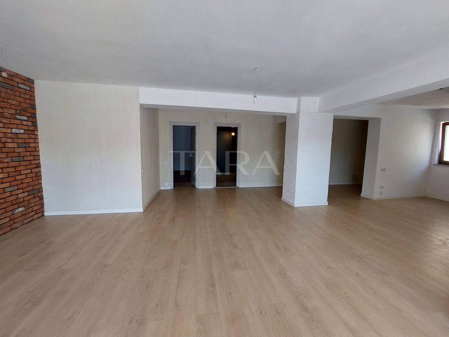 Panoramă superbă și terase impresionante, 4 camere lânga Vivo. - Poză 3