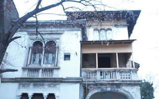 Vand 3 apartamente intr-o vila cu 1 etaj - Poză 6