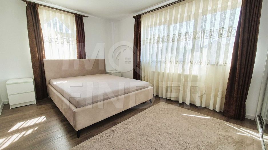 Vanzare 3 camere Europa, imobil nou, mobilat si utilat, parcare - Poză 1